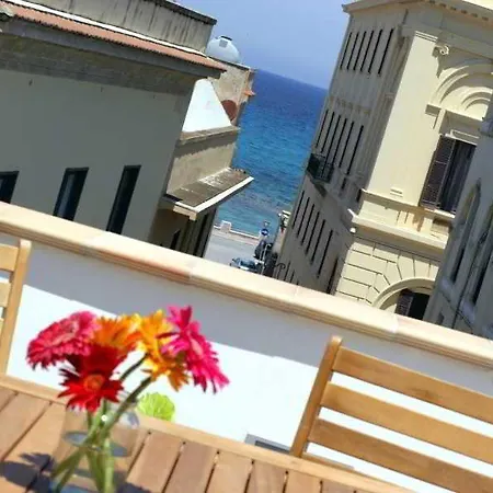 Belvedere And Terrace Bed & Breakfast Trapani